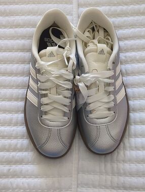 Women's Adidas VL Court 3.0 Size 7